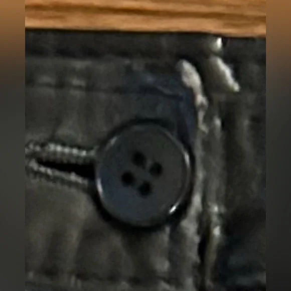 HOLT RENFREW LEATHER - Picture 8 of 8